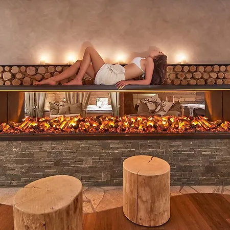 Mühlgarten Hotel 4*